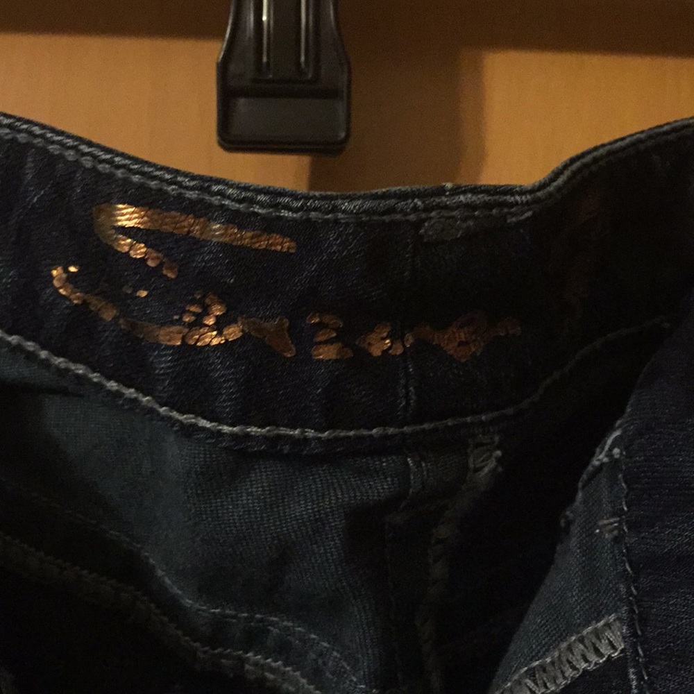 Jeans - Picture 3 of 4